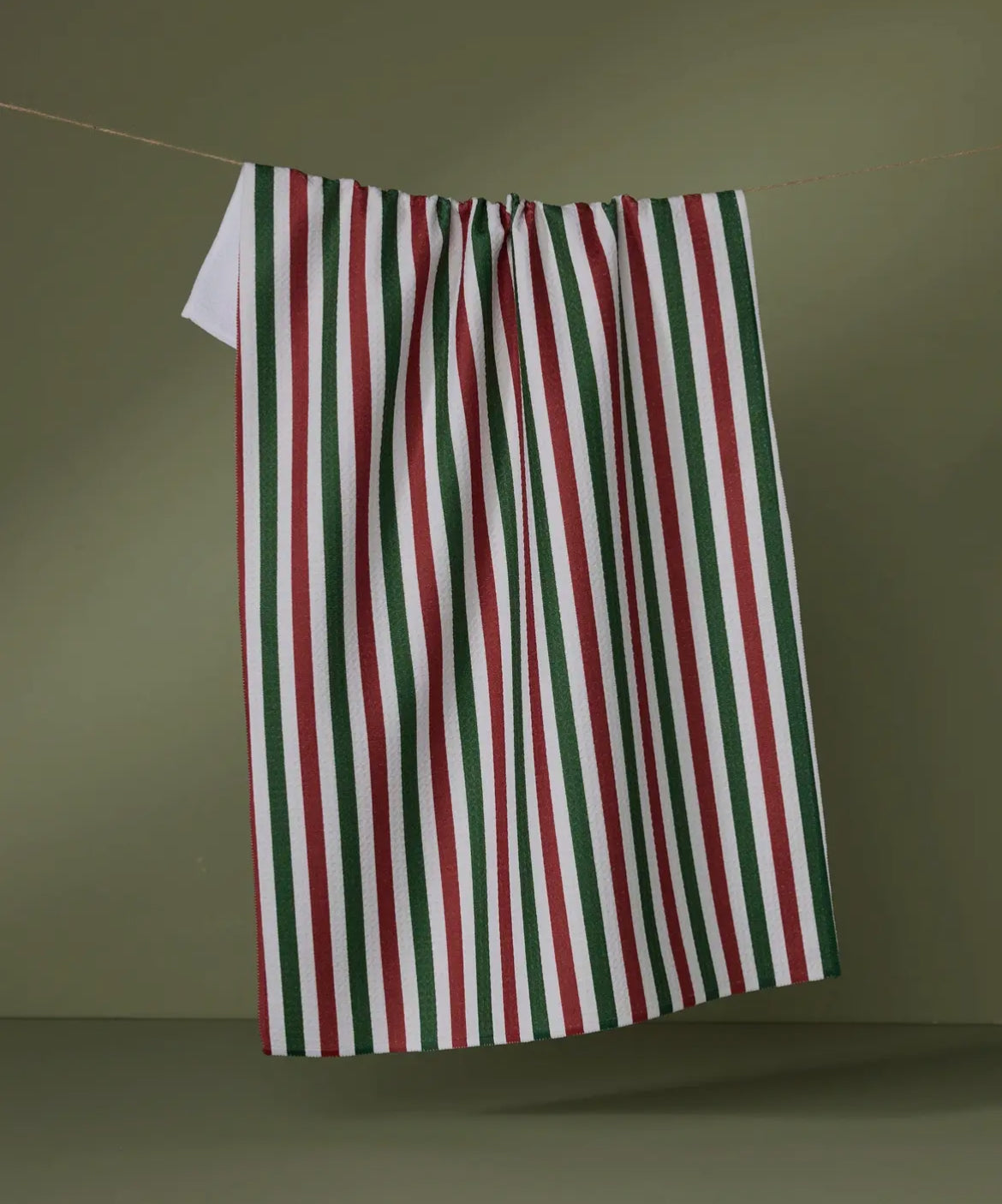 Ribbon Green Red Geometry Towel