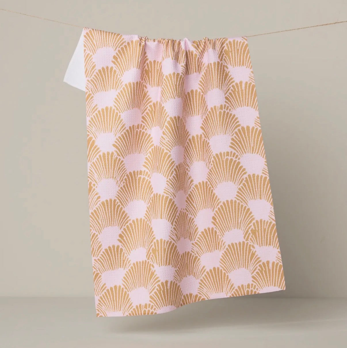 Royal Scallop Geometry Towel