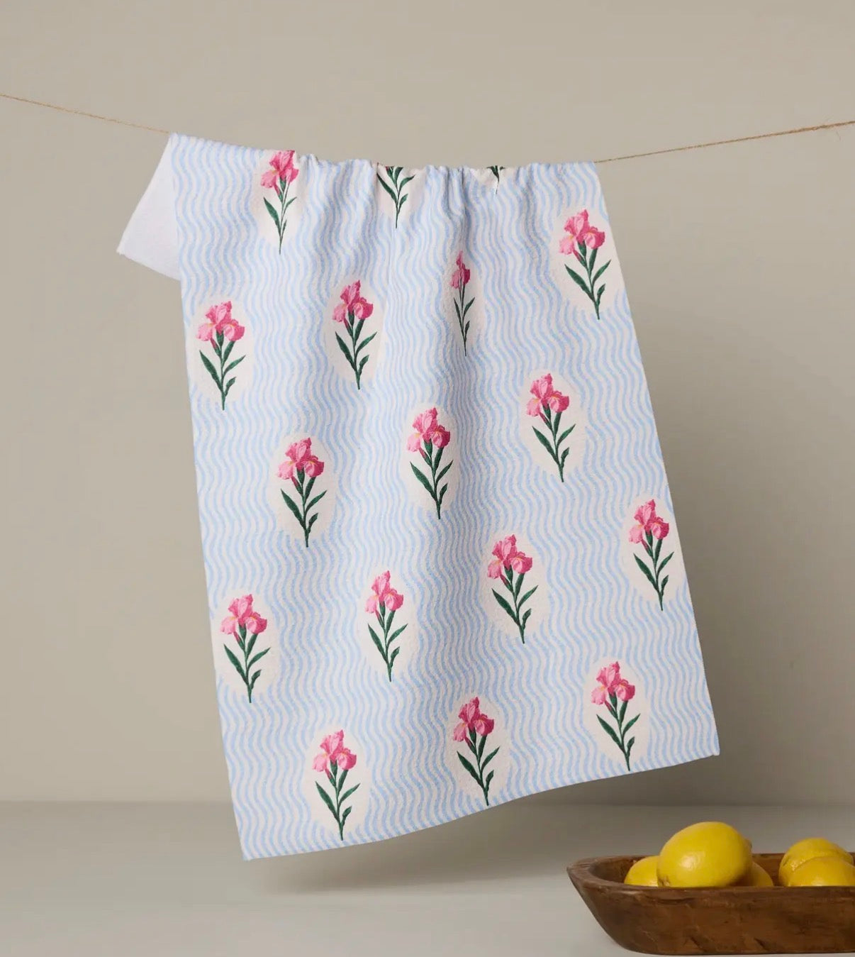 Spatial Bloom Geometry Towel