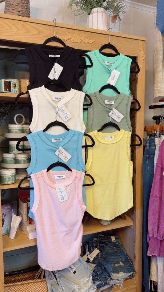 Essential Tank Top